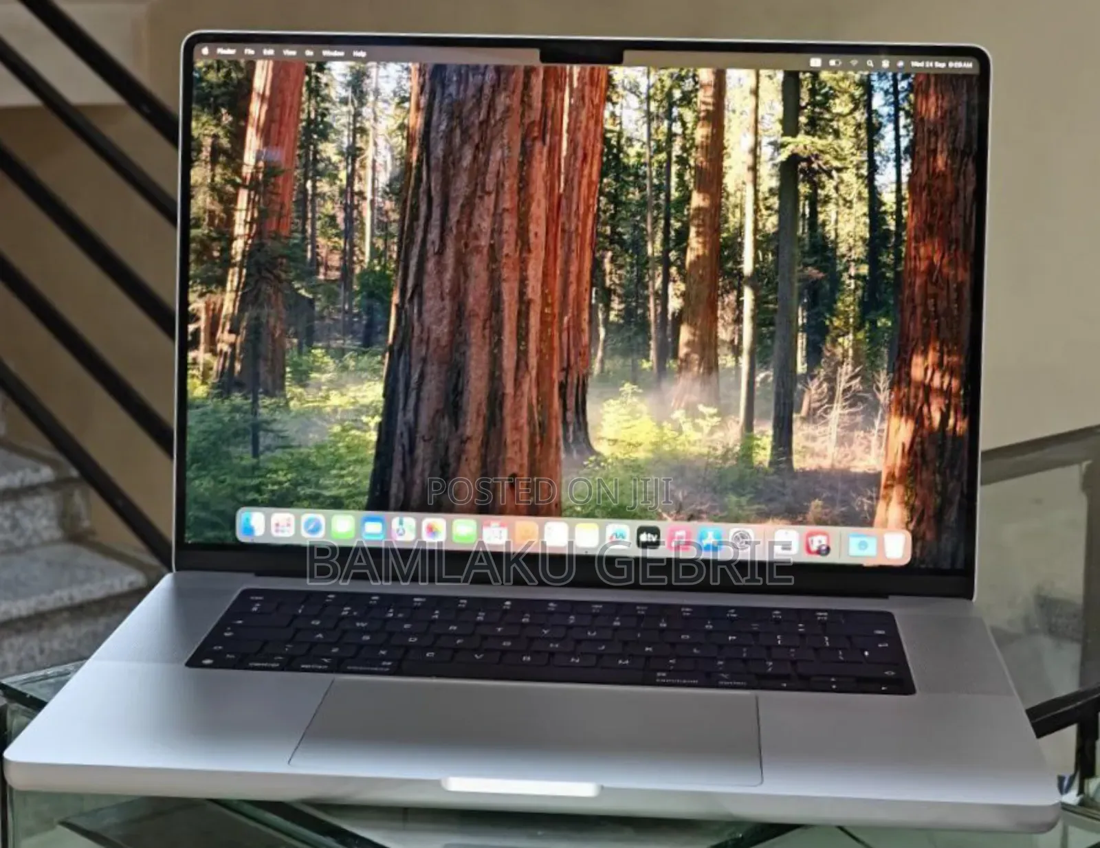 New Laptop Apple MacBook Pro M1 16GB Apple M1 Pro SSD 1T