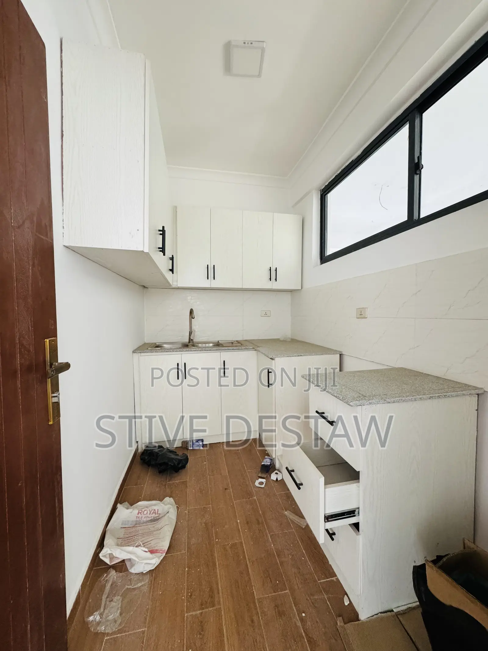 Furnished 2bdrm Apartment in Noah Real Estate, Bole for sale