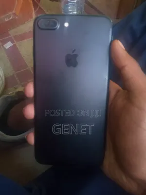 New Apple iPhone 7 Plus 32 GB Black