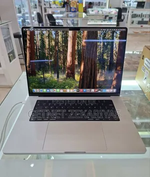 New Laptop Apple MacBook Pro 32GB Apple M1 Pro SSD 1T