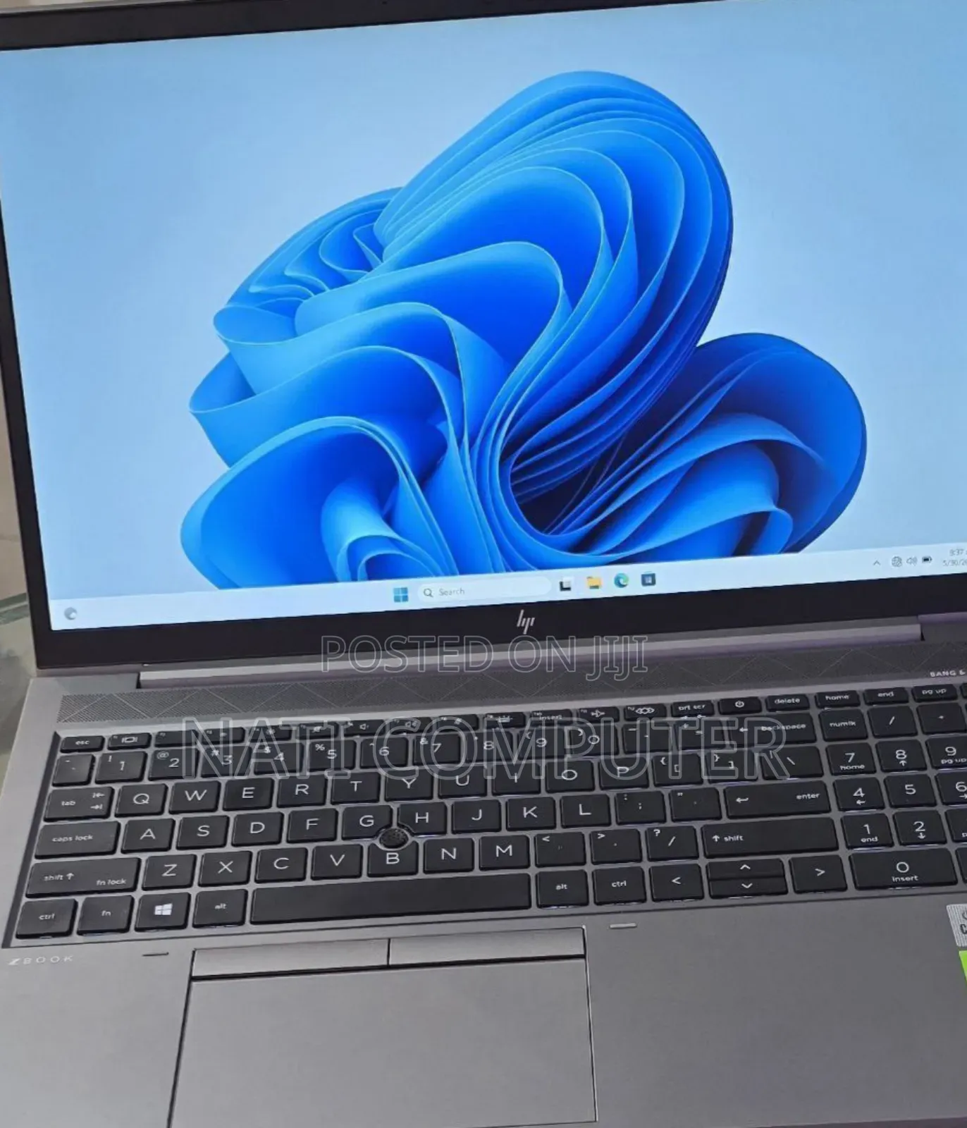 New Laptop HP ZBook Firefly 15 G7 32GB Intel Core I7 SSD 1T