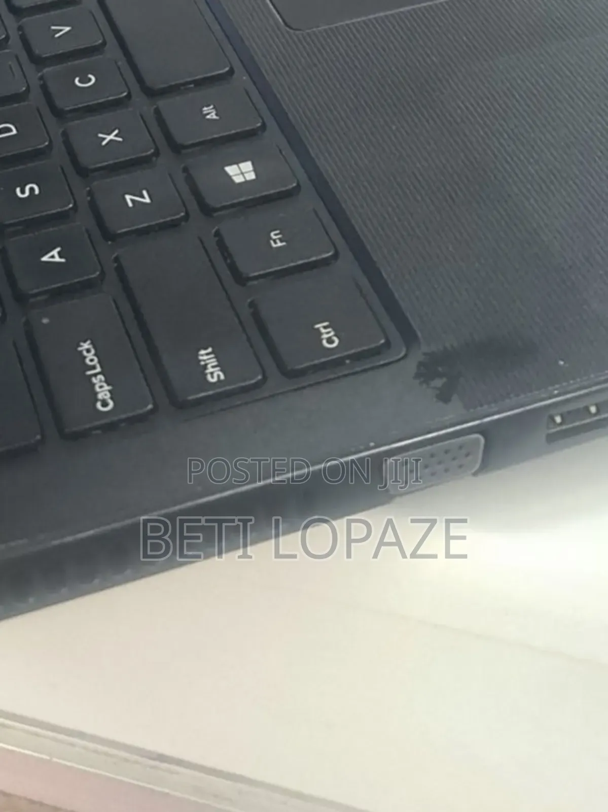 New Laptop Dell Vostro 7510 4GB Intel Core I5 HDD 1T