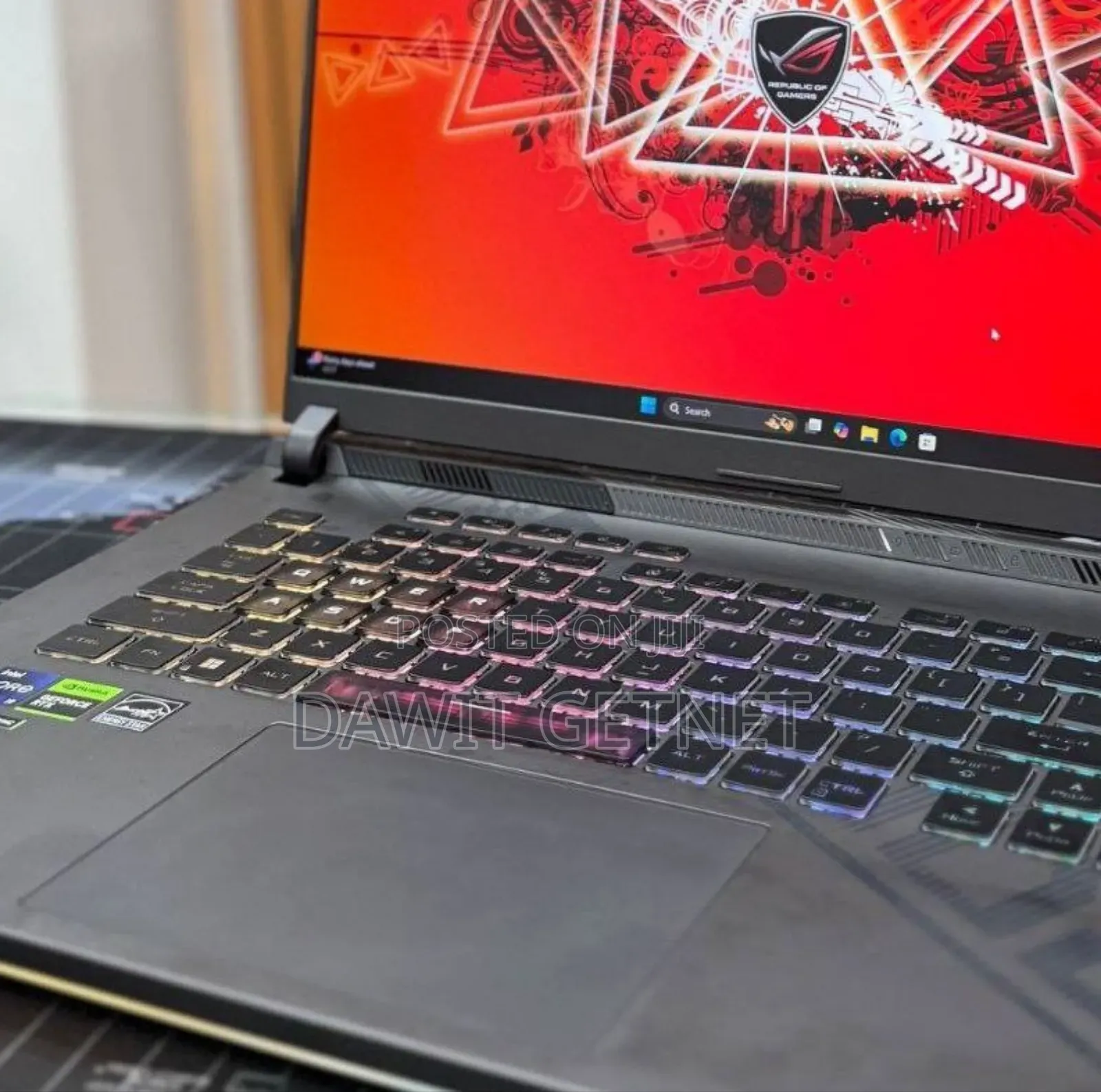 New Laptop HP Omen 17t 16GB Intel Core I7 SSD 1T