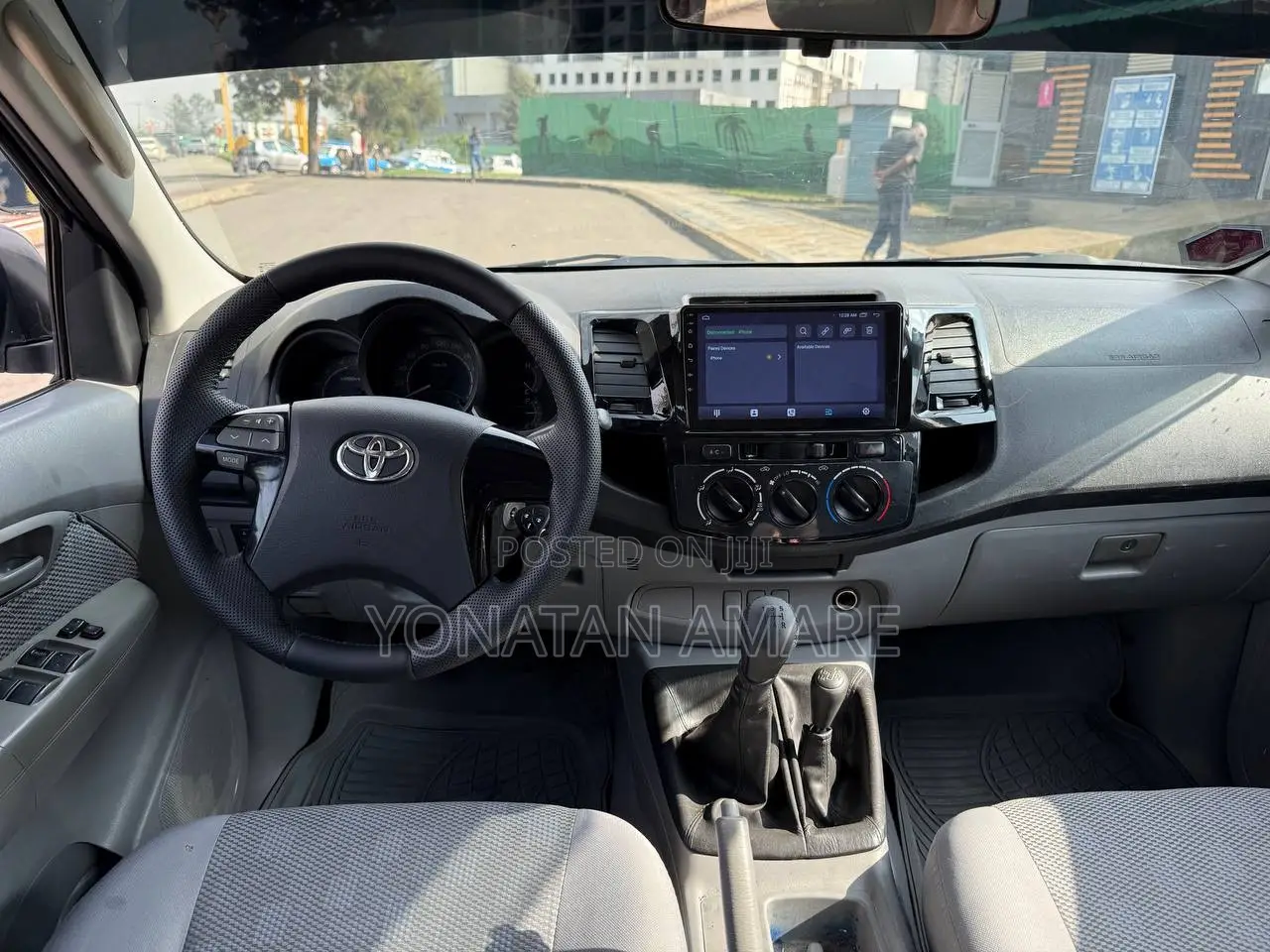 Toyota Hilux 2012 Silver