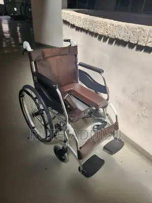 Wheelchair希求with Remivable Popo Wheelchair延續wheelchair映像wheelchair