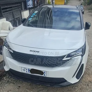 Peugeot 5008 2021 White