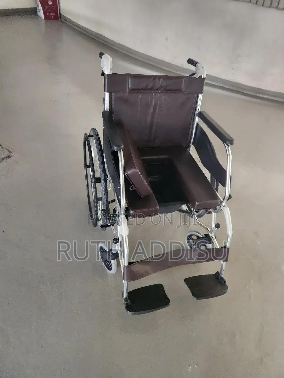 Wheelchair南方commode Wheelchair延長new Medical Wheelchair Almunium Folded