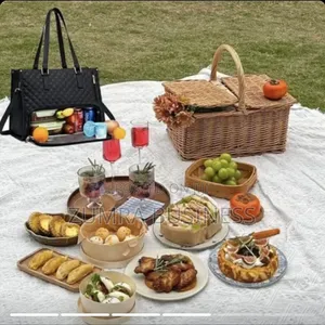 ለሴቶች የምሳ እቃ እና ላፕቶፕ ወዘተ መያዣ ያለው ቦርሳ