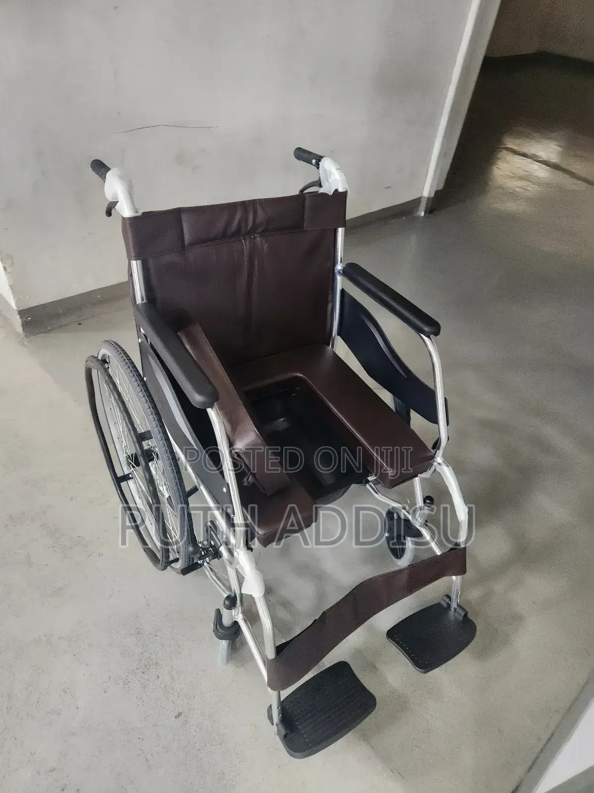 Wheelchair建築with Poty Wheelchair Almunium Frame Comfortable Wheelchair