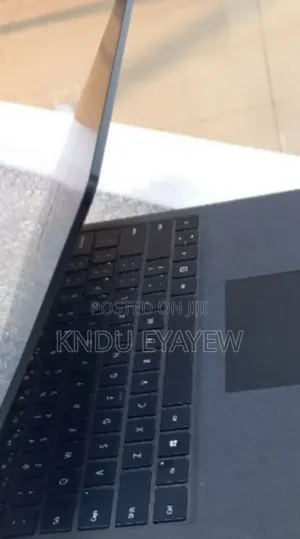 New Laptop Microsoft Surface 16GB Intel Core I7 SSD 512GB