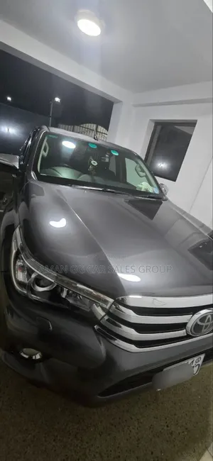 Toyota Hilux 2018 Black