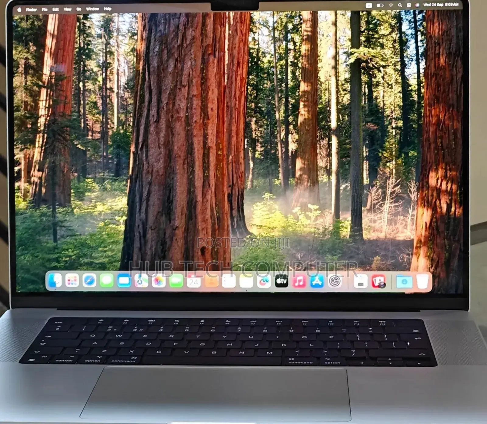 New Laptop Apple MacBook Pro M1 16GB Apple M1 Pro SSD 1T