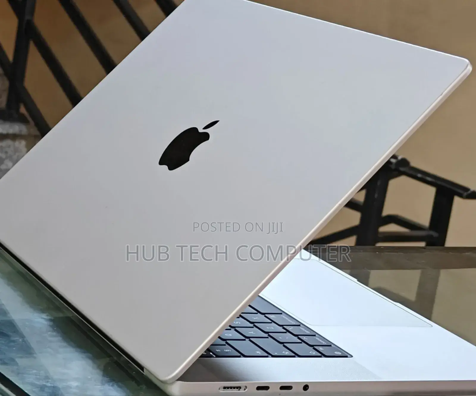 New Laptop Apple MacBook Pro M1 16GB Apple M1 Pro SSD 1T