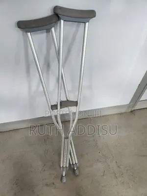 Crutches Rubber Top Axillary Bilateral Crutches廟街crutches New Medical