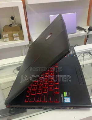 Laptop MSI GF63 16GB Intel Core I7 SSD 512GB