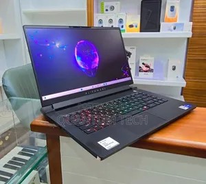 New Laptop Dell Alienware M15 R7 16GB Intel Core I7 SSD 512GB
