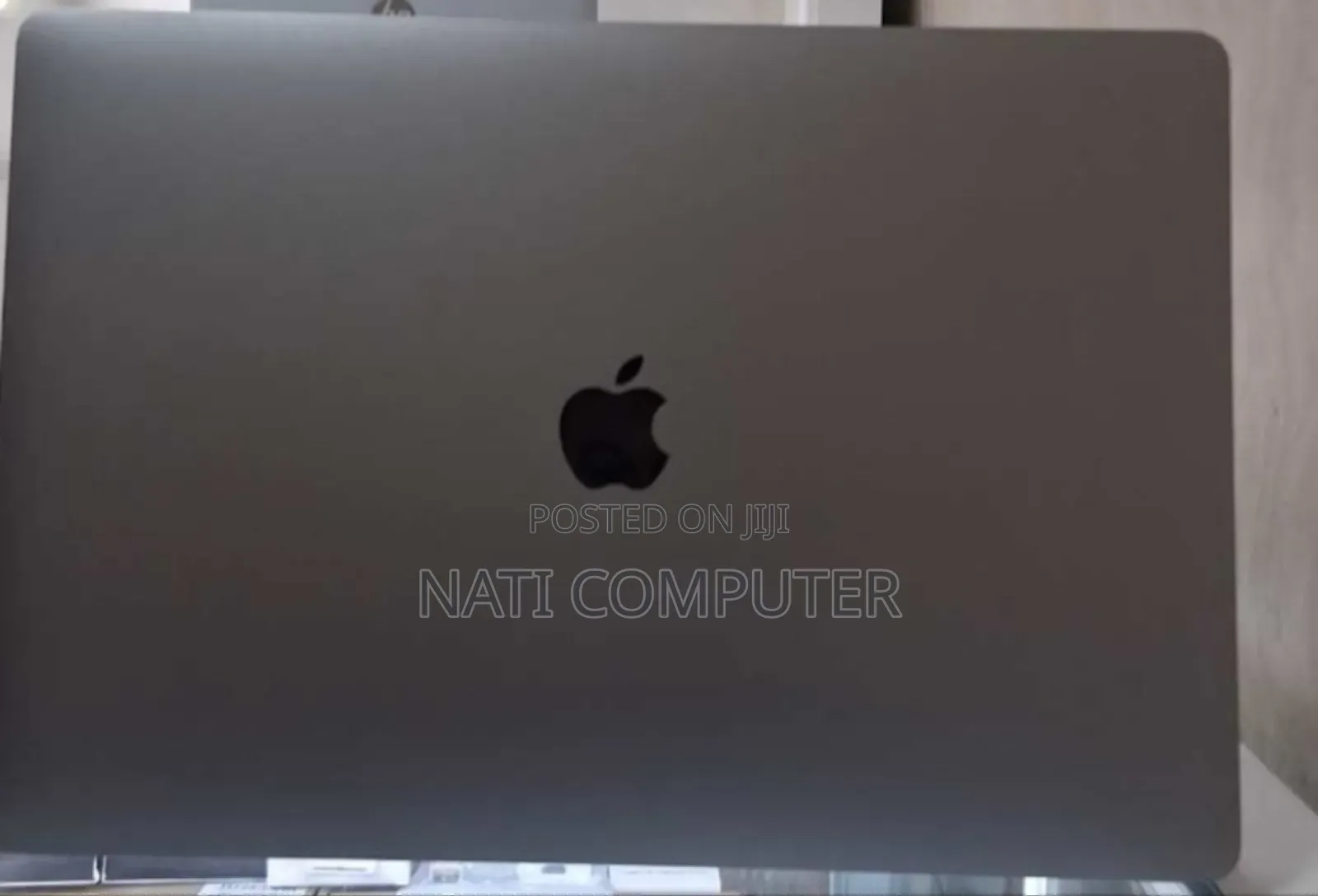 New Laptop Apple MacBook Pro 2019 32GB Intel Core I9 SSD 512GB