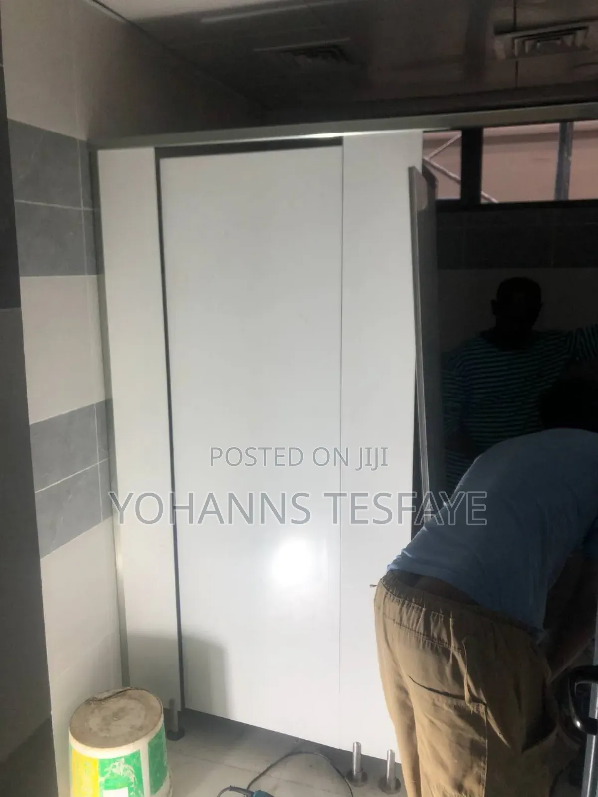 HPL Board or Panel for Toilet Partition With Full Accessori