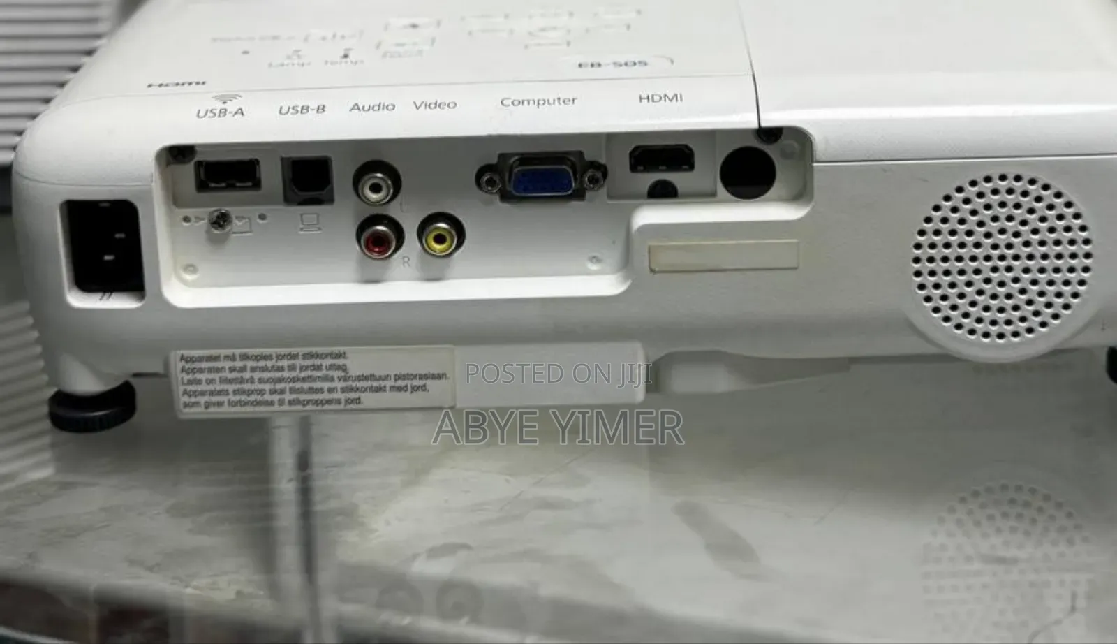 1epson Projector Model Name: Eb-S05 With Bag Hardware In