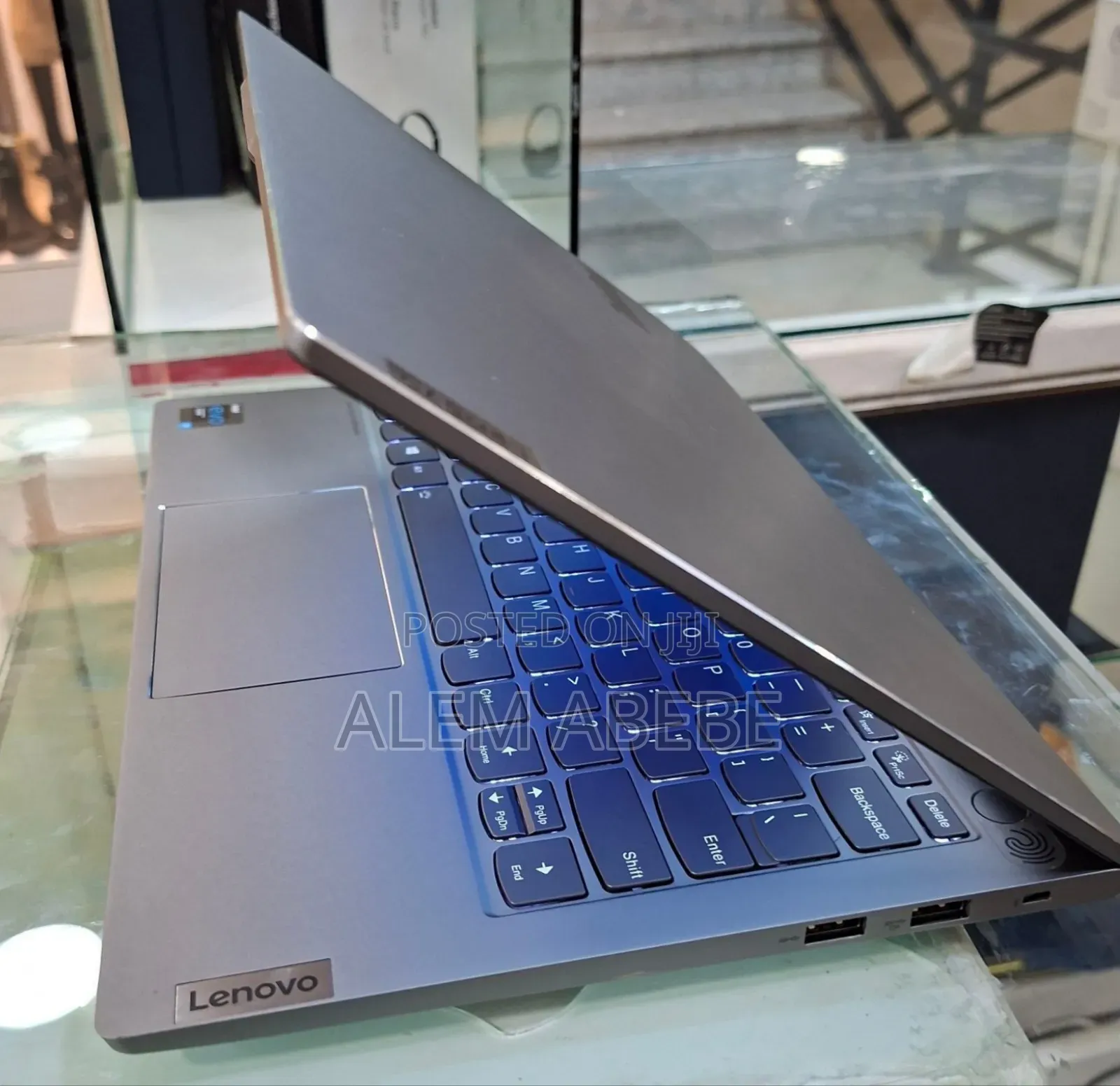 New Laptop Lenovo ThinkBook 13 16GB Intel Core I7 SSD 512GB