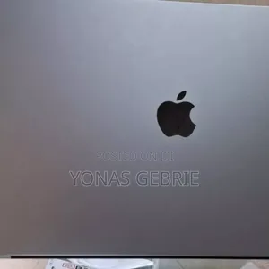 New Laptop Apple MacBook Pro 2020 M1 32GB Apple M1 SSD 1T
