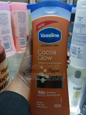 Photo - Vaseline Cocoa Glow