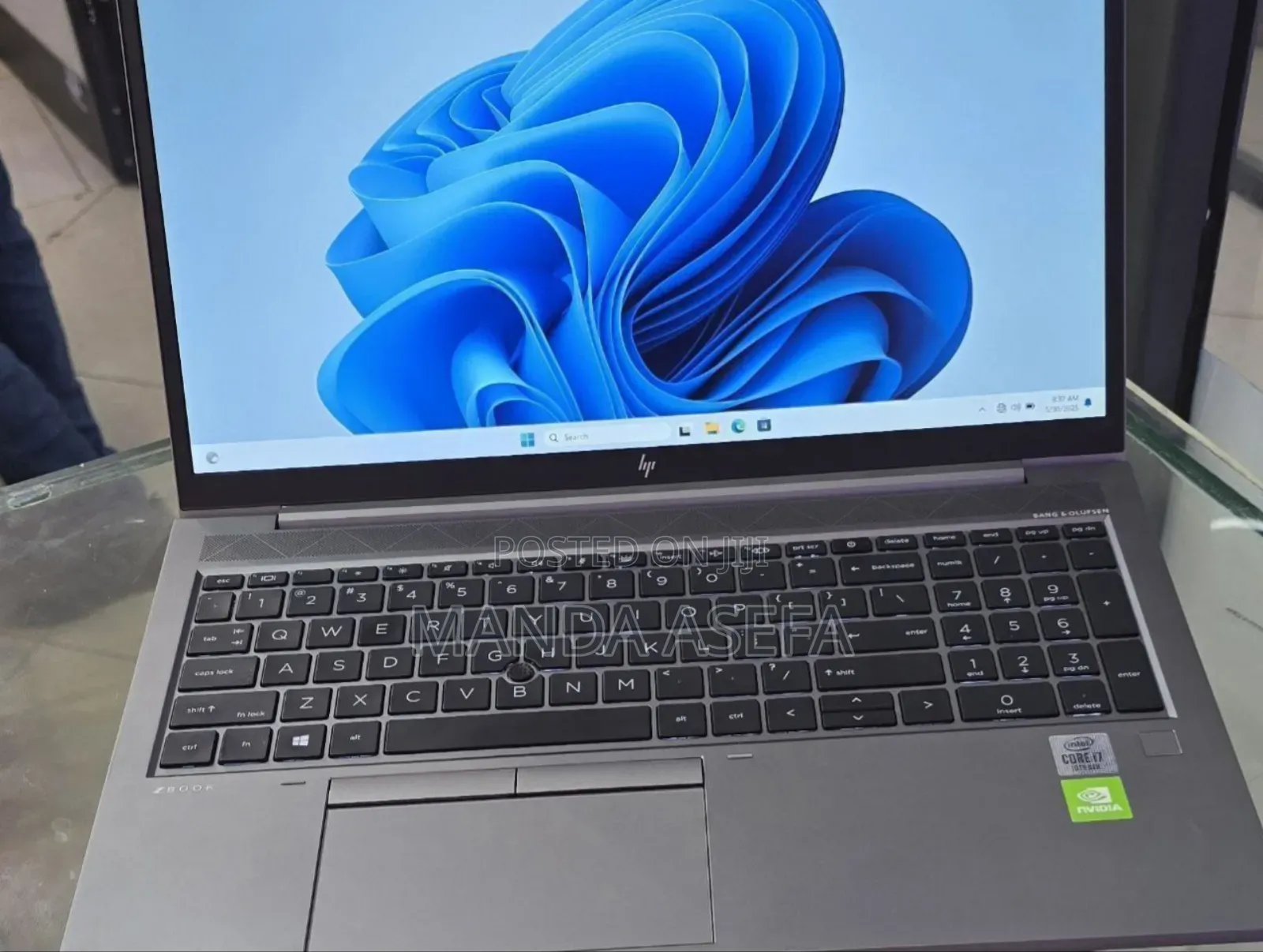 New Laptop HP ZBook Firefly 15 G7 16GB Intel Core I7 SSD 1T