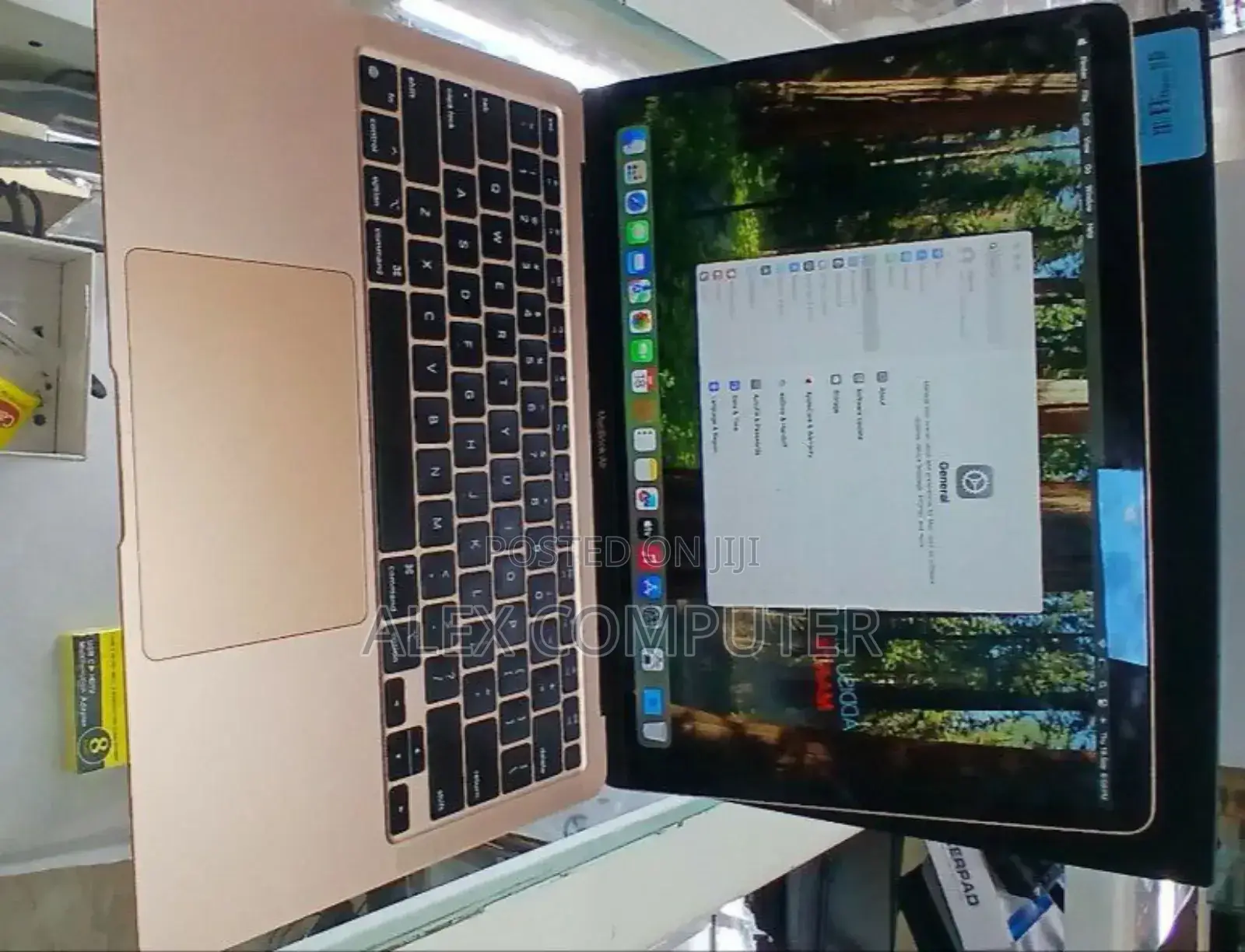 New Laptop Apple MacBook Air 2020 M1 8GB Apple M1 SSD 256GB