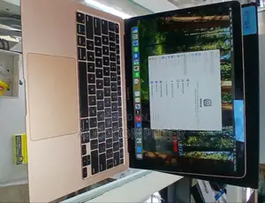 New Laptop Apple MacBook Air 2020 M1 8GB Apple M1 SSD 256GB