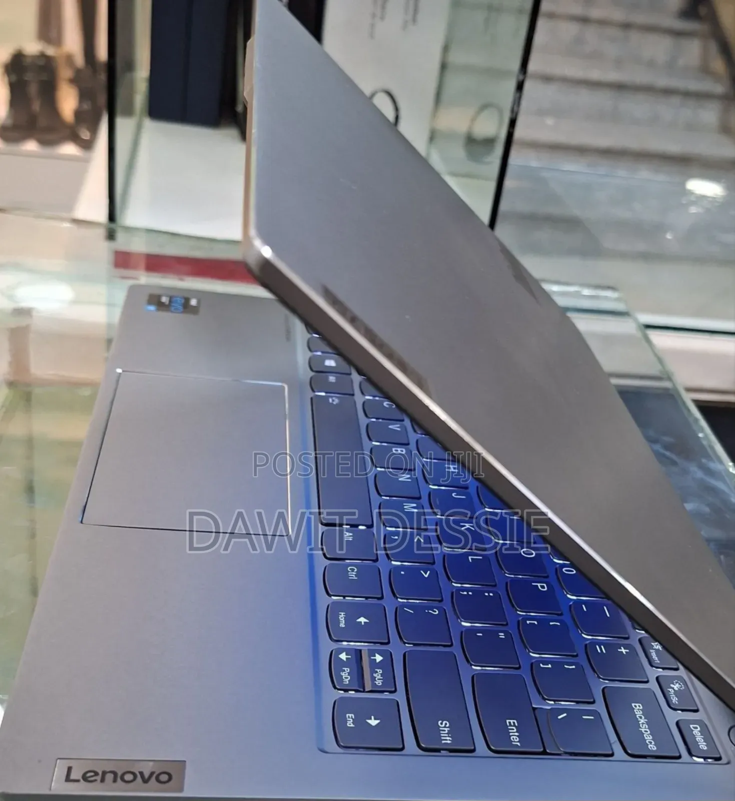 New Laptop Lenovo IdeaPad Yoga 13 16GB Intel Core I7 SSD 512GB