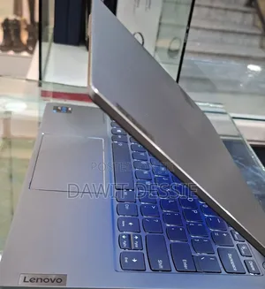 Photo - New Laptop Lenovo IdeaPad Yoga 13 16GB Intel Core I7 SSD 512GB