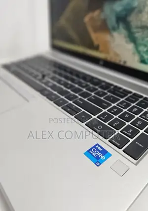 New Laptop HP EliteBook 850 G8 16GB Intel Core I7 SSD 512GB
