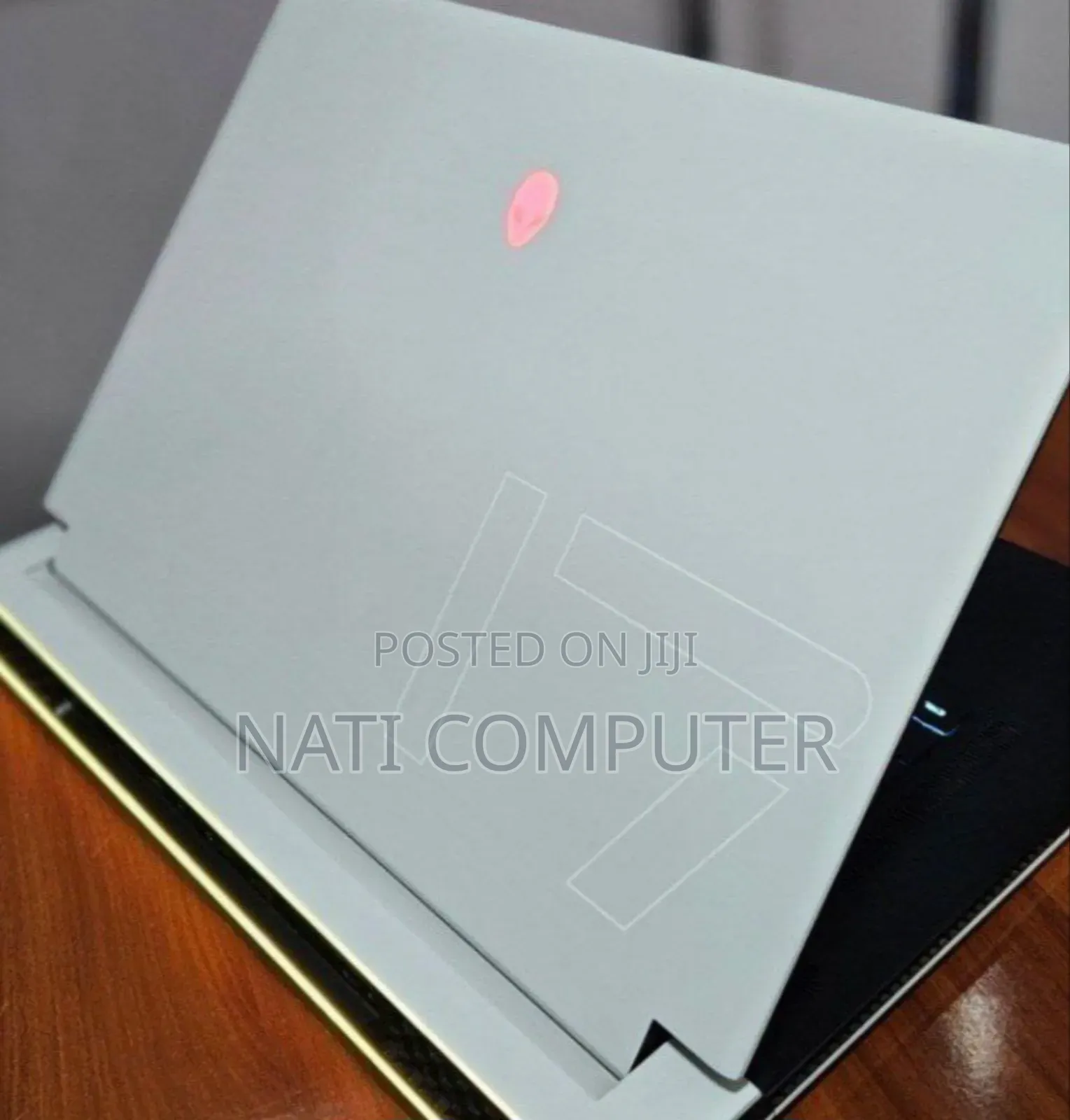 New Laptop Alienware M17x R2 16GB Intel Core I7 SSD 512GB