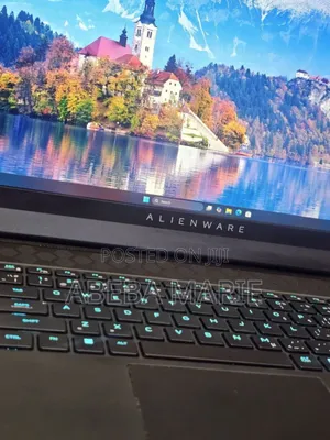 New Laptop Alienware M17x R2 16GB AMD Ryzen 7 HDD+SSD 1T