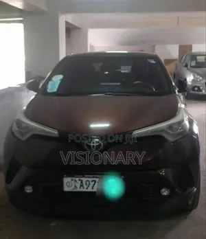 Photo - Toyota C-HR 2017 Brown