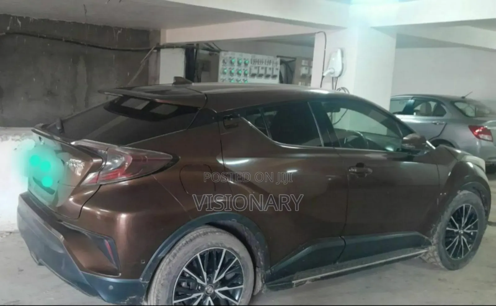 Toyota C-HR 2017 Brown