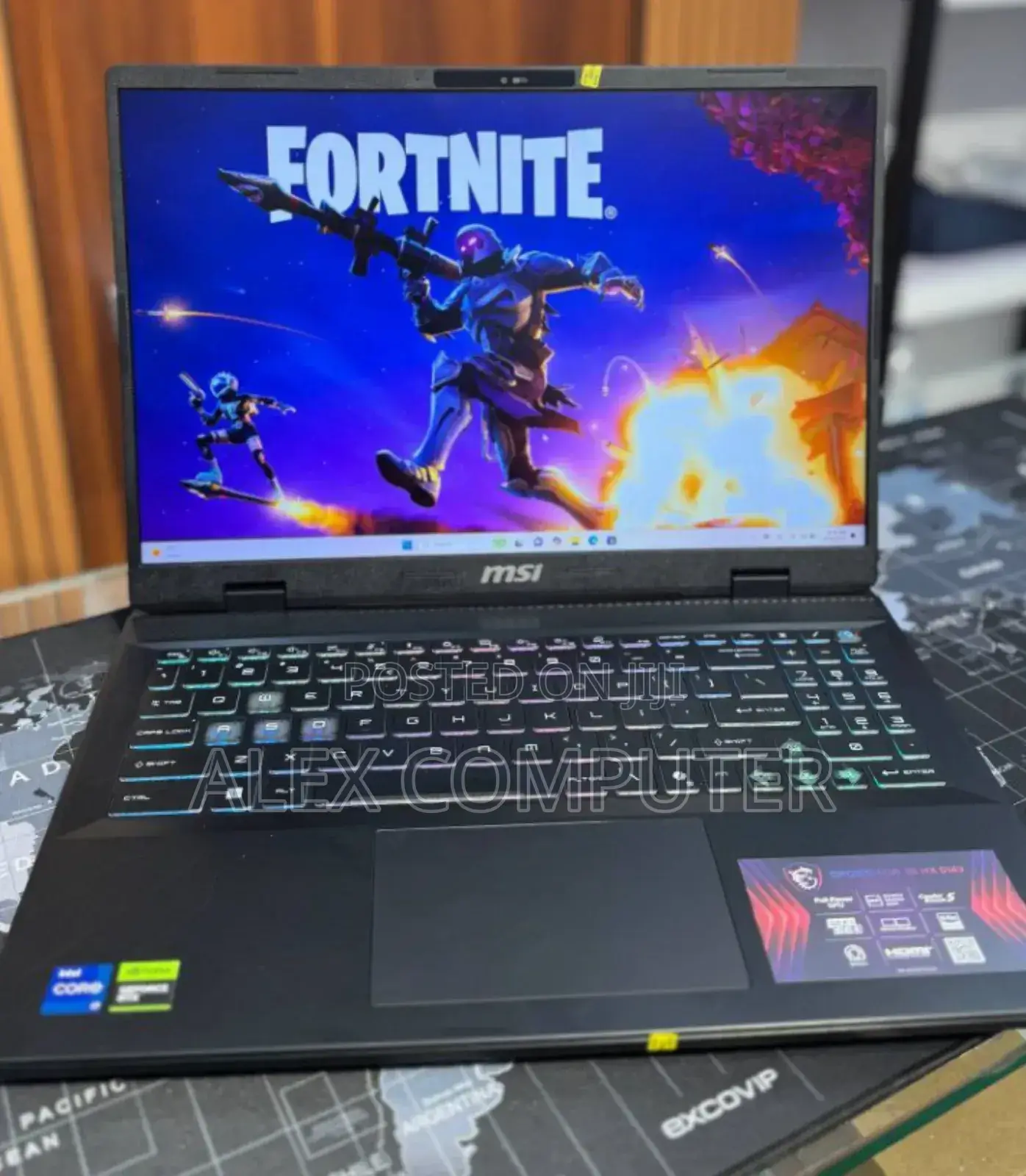 New Laptop MSI Crosshair 15 16GB Intel Core I7 SSD 1T