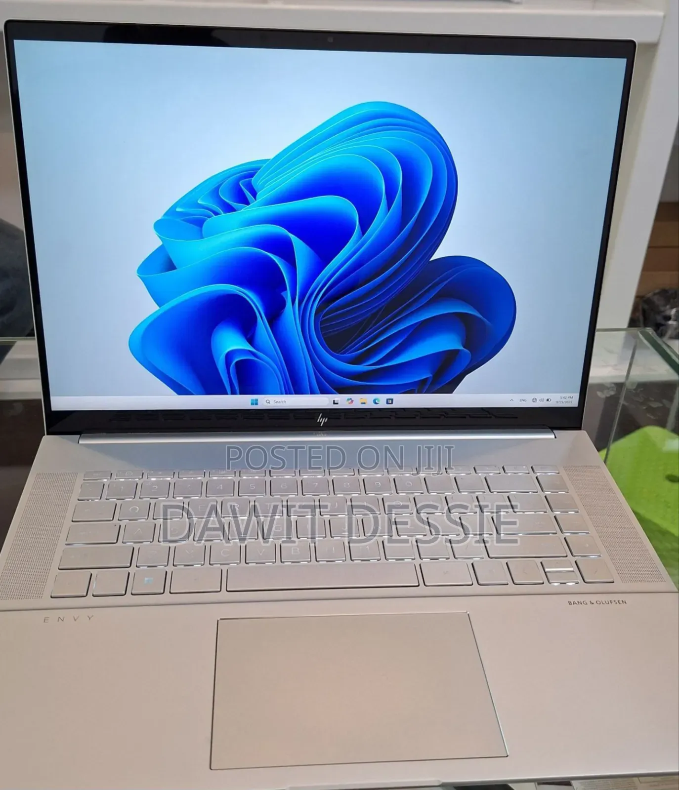 New Laptop HP Chromebook 13 16GB Intel Core I9 SSD 1T