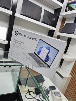 New Laptop HP Stream Notebook 8GB Intel Core i3 SSD 256GB