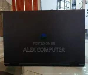 New Laptop HP Omen 17 16GB Intel Core I7 SSD 1T