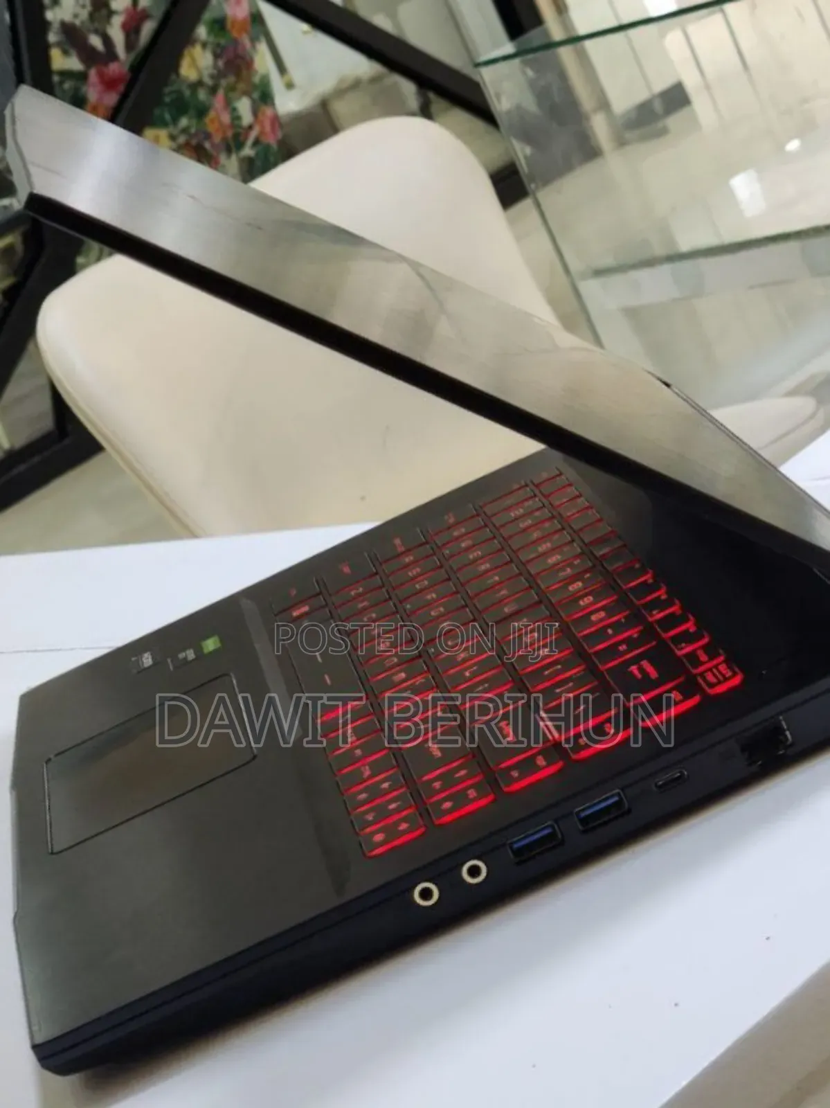 New Laptop MSI GF63 12GB Intel Core I5 SSD 512GB