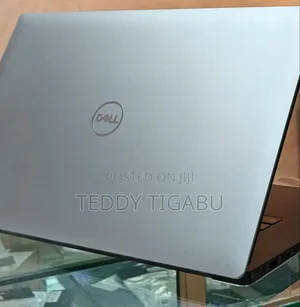 New Laptop Dell Precision 5540 16GB Intel Core I7 SSD 512GB