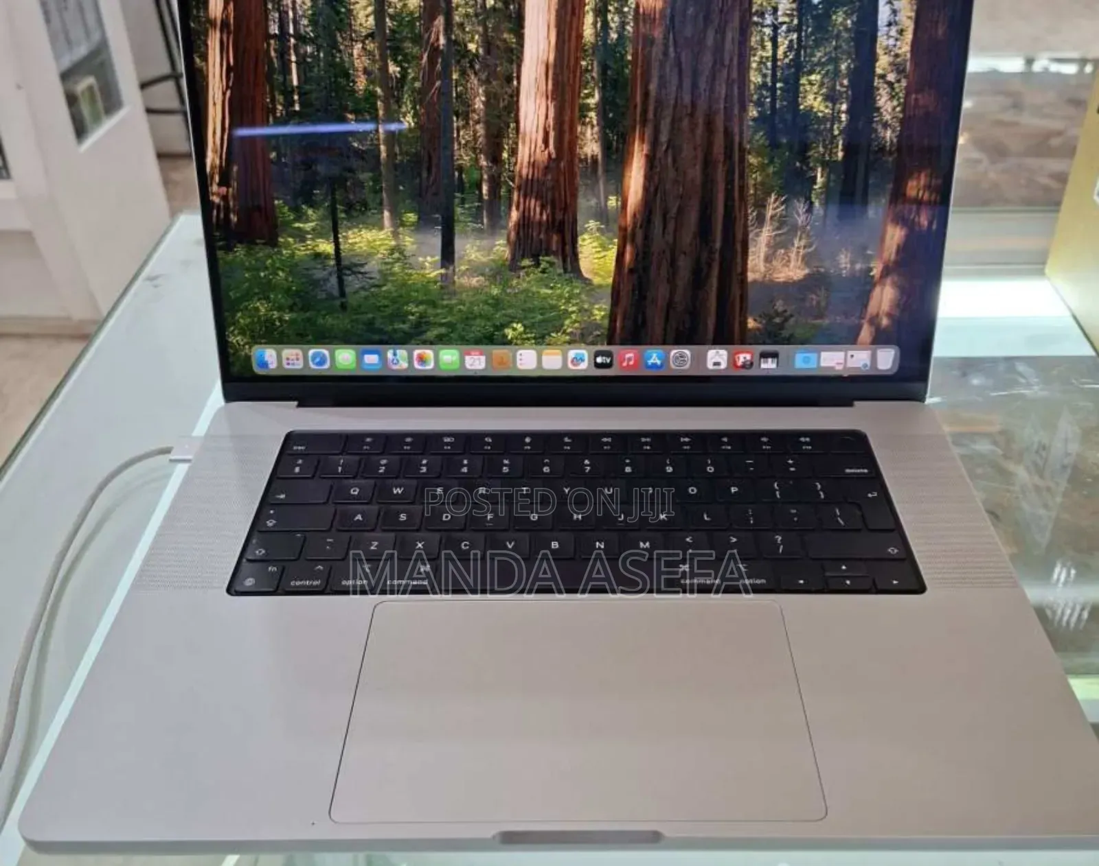 New Laptop Apple MacBook Pro M1 32GB Apple M1 SSD 1T