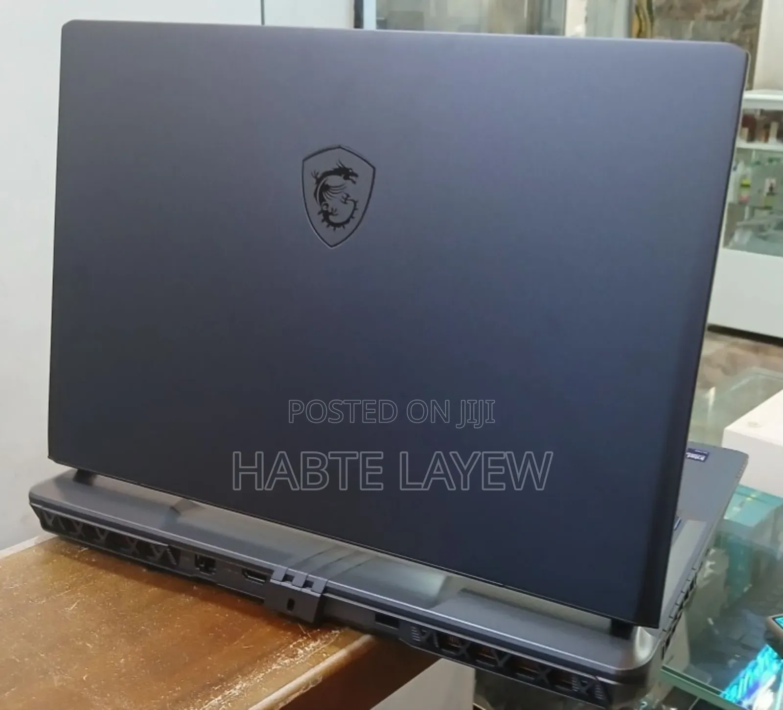 New Laptop MSI Vector 16 HX AI A2XWIG 16GB Intel Core Ultra 7 SSD 1T