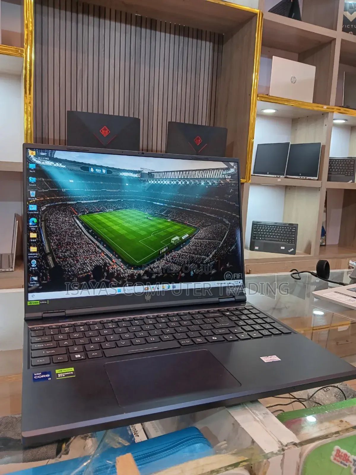 New Laptop Acer Predator Helios 300 16GB Intel Core I9 SSD 1T