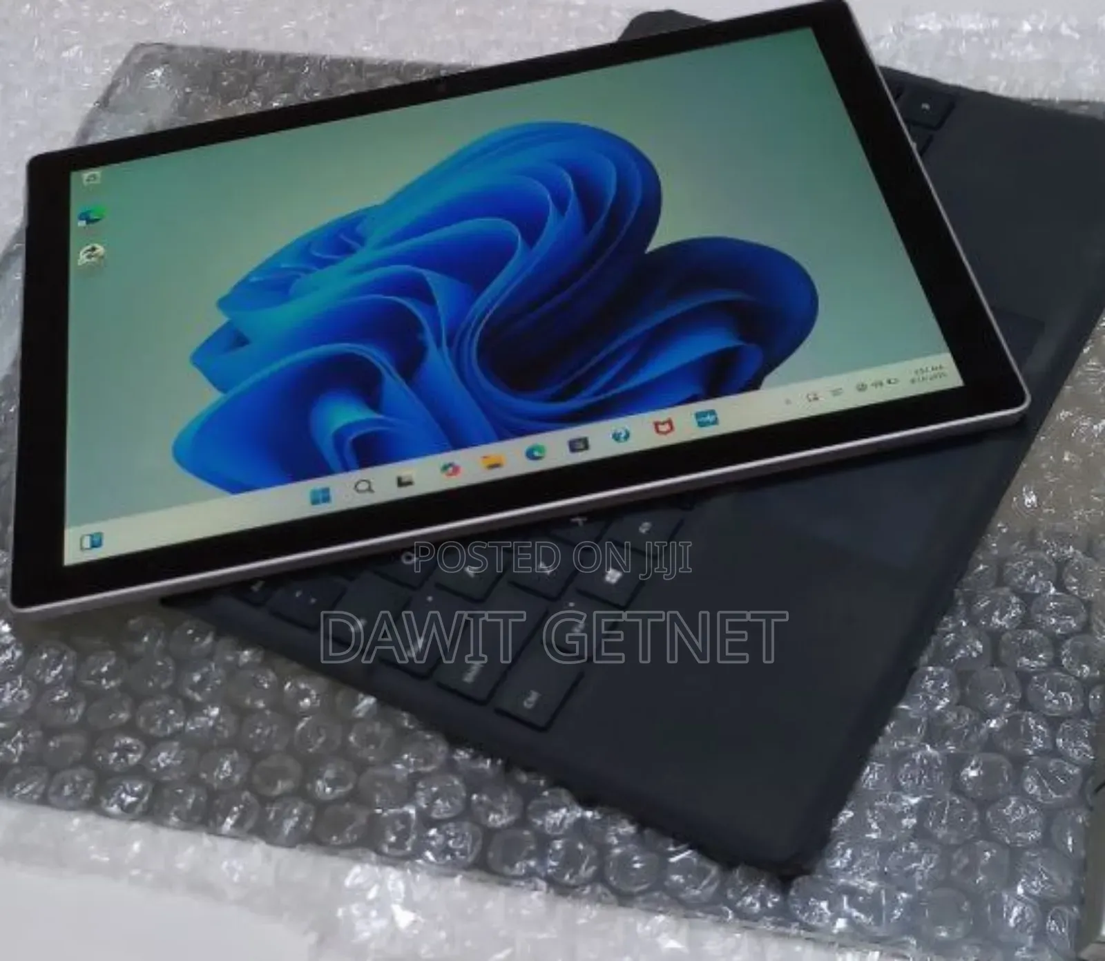 New Laptop Microsoft Surface 16GB Intel Core I7 SSD 512GB