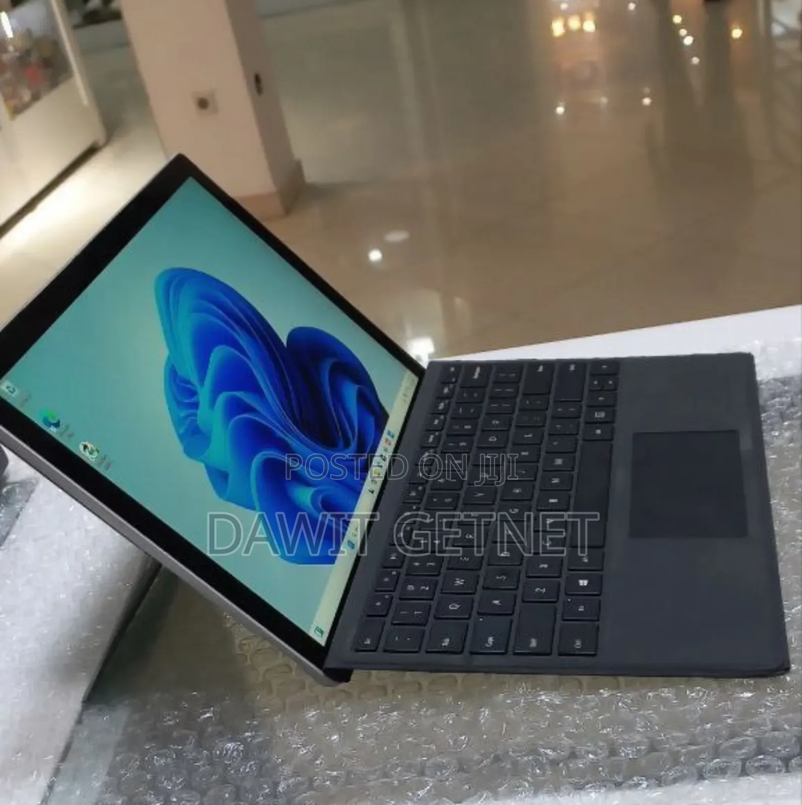 New Laptop Microsoft Surface 16GB Intel Core I7 SSD 512GB