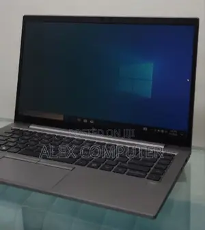 New Laptop HP ZBook Firefly G8 16GB Intel Core I7 SSD 512GB