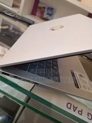New Laptop HP OmniBook 5 Flip 8GB Intel Core Ultra 5 SSD 512GB