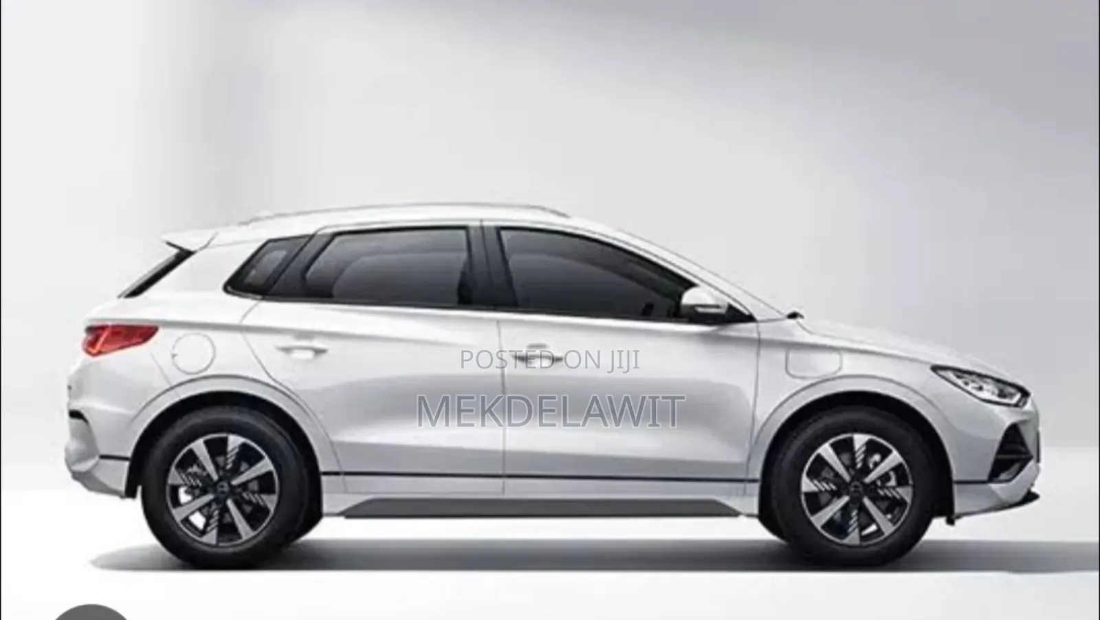 New BYD E2 43 kWh 94 hp FWD 2025 Gray